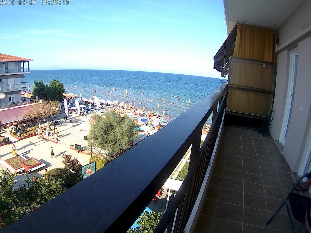 Studio Just On The Beach Paralia Katerinis Exterior photo
