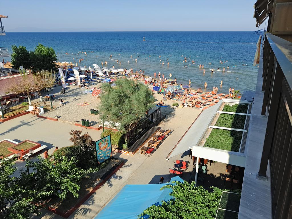 Studio Just On The Beach Paralia Katerinis Exterior photo